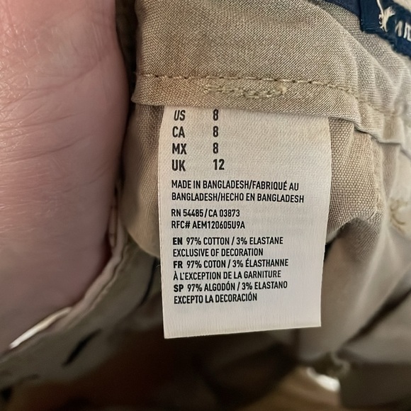 American Eagle Outfitters size 8 Midi Chino Tan Color Mid-rise 5” Inseam Shorts - Picture 11 of 12